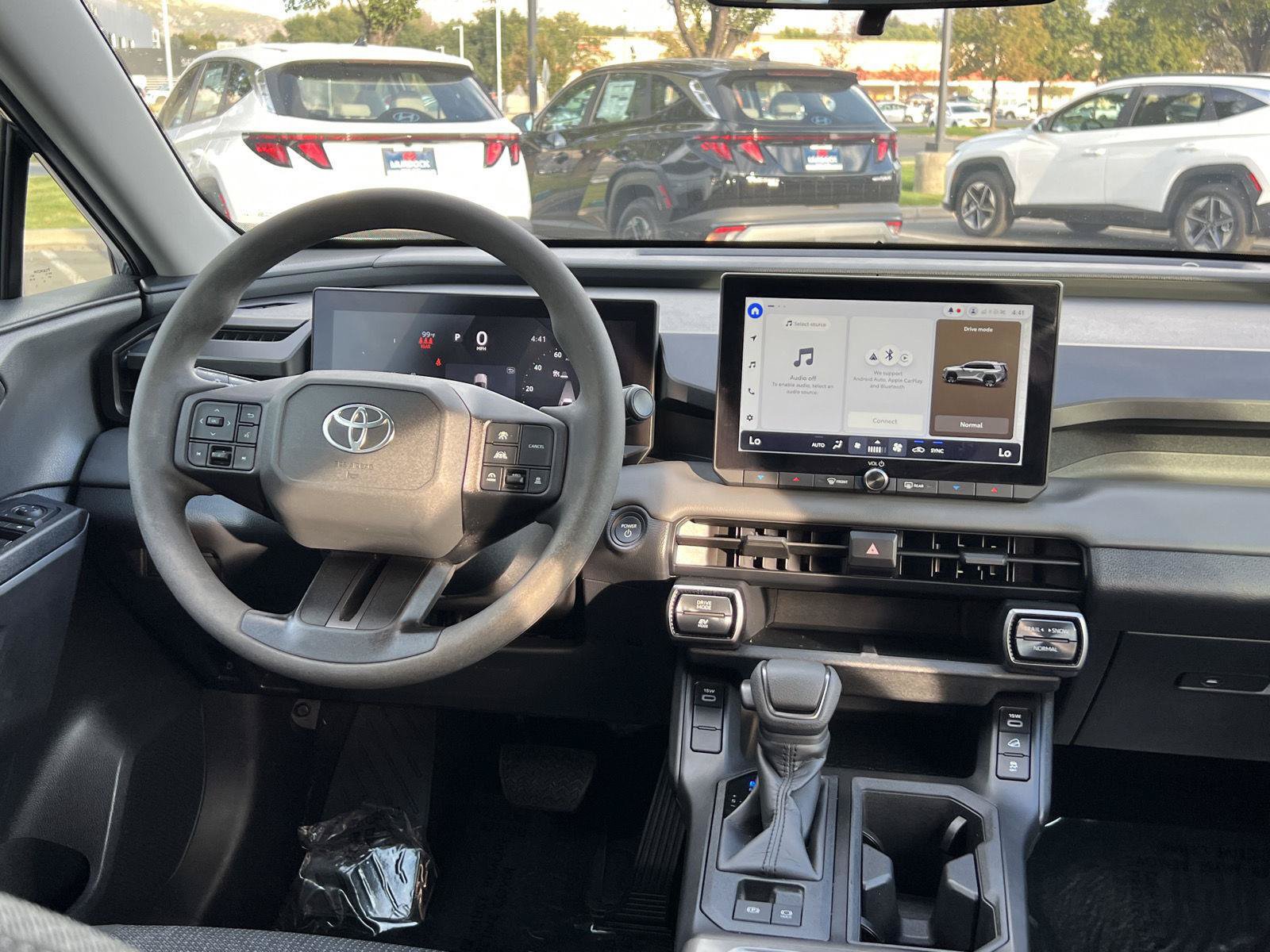 Used 2026 Toyota RAV4 LE AWD/4WD image 2