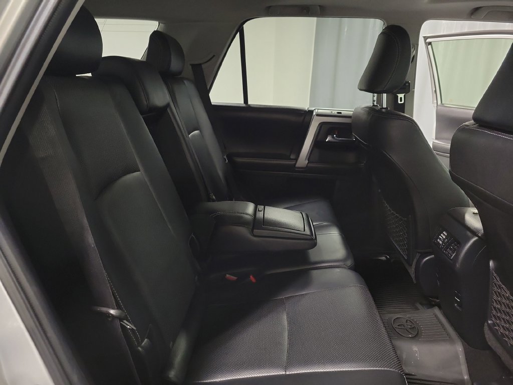 Used 2017 Toyota 4Runner Limited AWD/4WD image 32