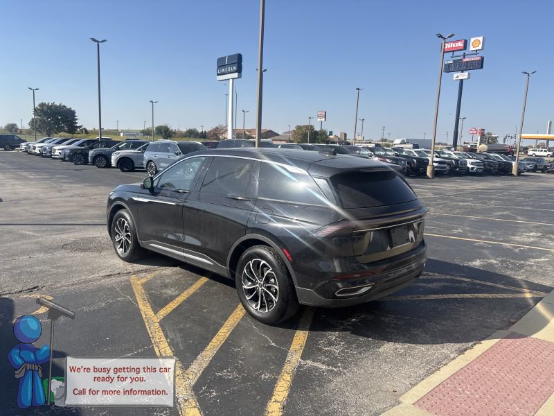 Used 2024 Lincoln Nautilus Premier w/ Equipment Group 102A AWD/4WD image 3