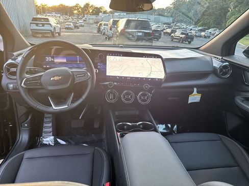 New 2025 Chevrolet Blazer EV LT w/ Super Cruise Package AWD/4WD image 29