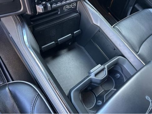 Used 2022 RAM 3500 Limited image 30