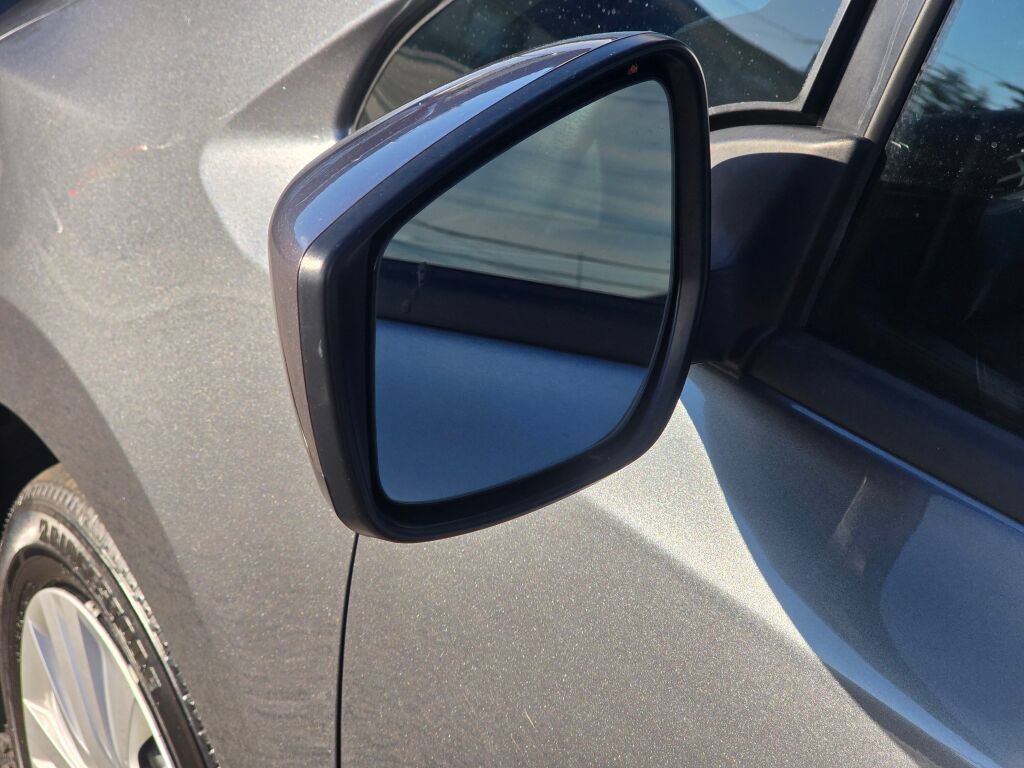 Used 2025 Nissan Leaf S FWD image 12