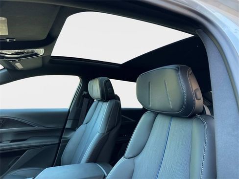 New 2025 Cadillac Lyriq Sport image 15