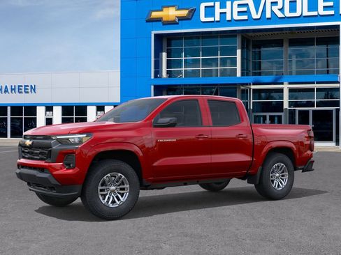New 2026 Chevrolet Colorado LT w/ LT Convenience Package AWD/4WD image 2