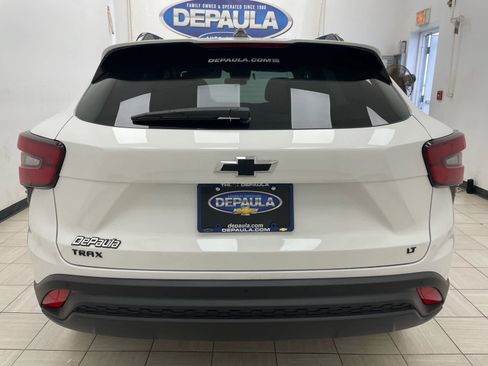 New 2026 Chevrolet Trax LT w/ Driver Confidence Package FWD image 18