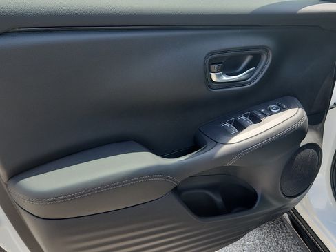New 2027 Honda HR-V EX-L image 8