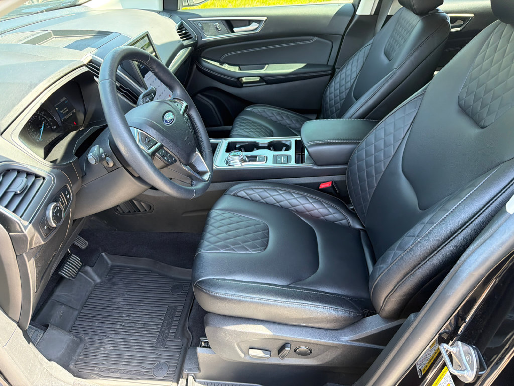 Used 2024 Ford Edge Titanium AWD/4WD image 11