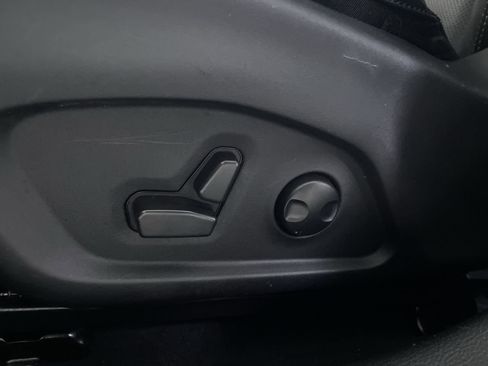 Used 2022 Jeep Compass Limited image 13