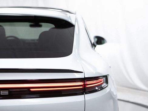 New 2026 Porsche Cayenne E-Hybrid image 39