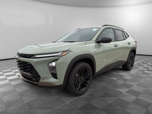 New 2026 Chevrolet Trax ACTIV w/ Driver Confidence Package FWD image 1