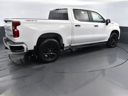 Used 2021 Chevrolet Silverado 1500 Custom image 4