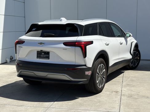 Used 2024 Chevrolet Blazer EV LT AWD/4WD image 7