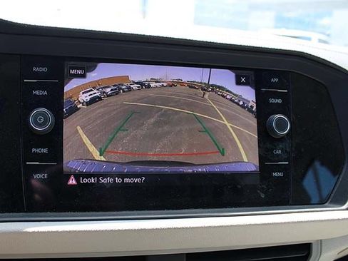 Used 2019 Volkswagen Jetta SEL w/ Cold Weather Package FWD image 12