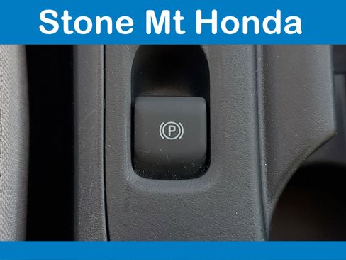 Used 2025 Toyota Corolla LE image 28