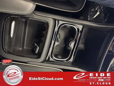 New 2026 Chrysler Pacifica Limited w/ S Appearance Package image 48