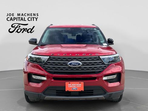 Used 2023 Ford Explorer XLT w/ Equipment Group 202A AWD/4WD image 10