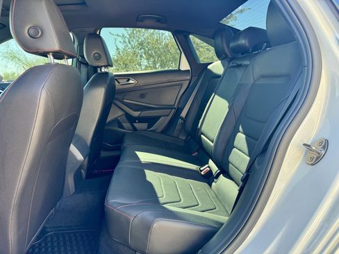 Used 2019 Volkswagen Jetta GLI Autobahn image 13