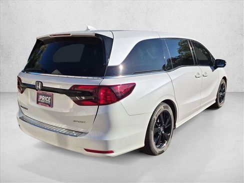 Used 2024 Honda Odyssey Sport image 5