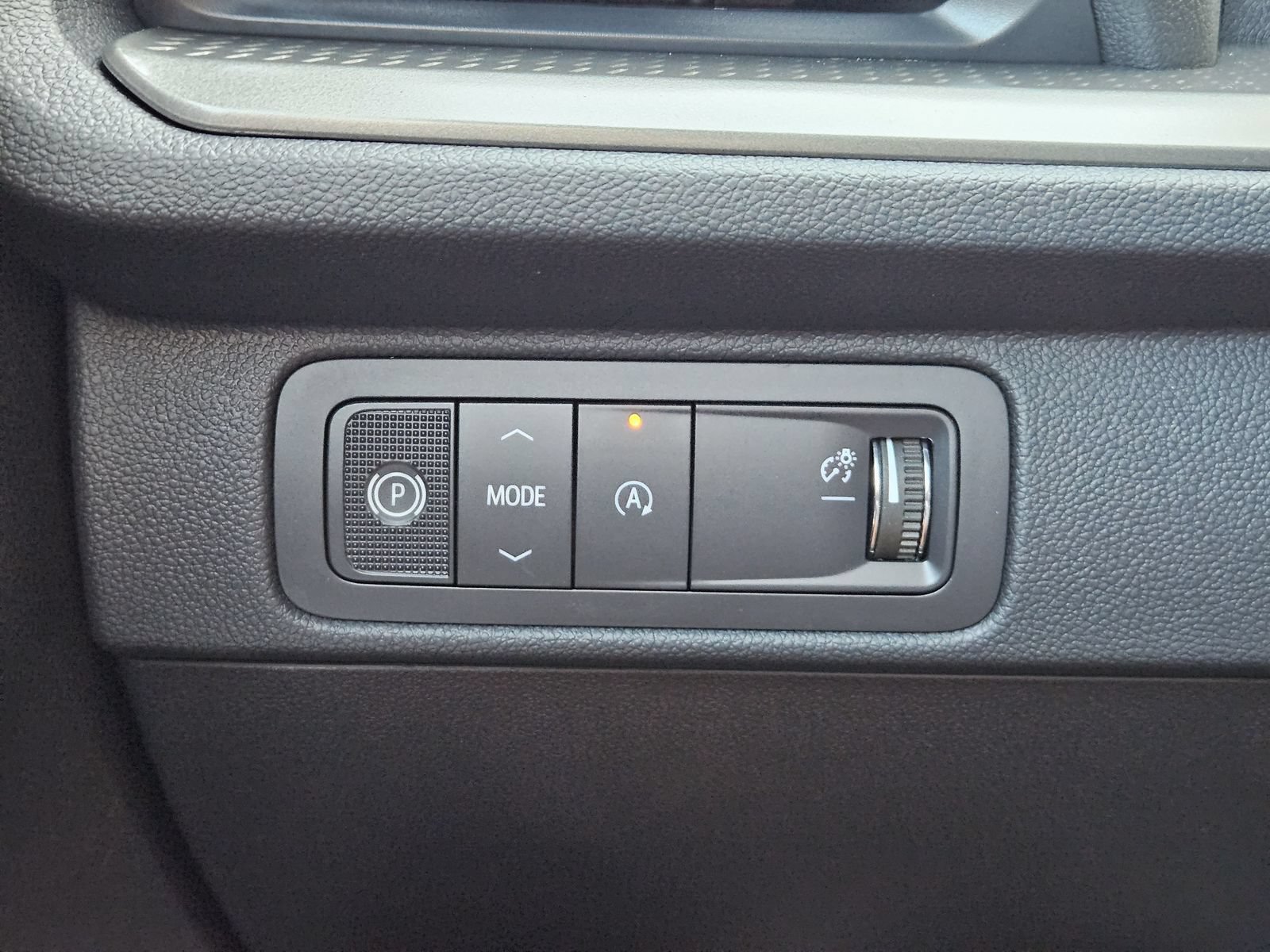 New 2027 Chevrolet Traverse LT FWD image 19