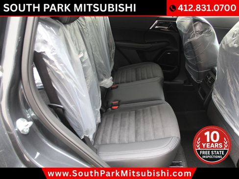 New 2026 Mitsubishi Outlander LE AWD/4WD image 16