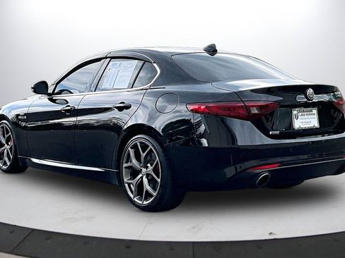 Used 2019 Alfa Romeo Giulia RWD image 7