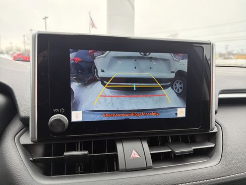 Used 2023 Toyota RAV4 AWD Hybrid image 20