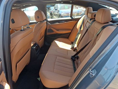 Used 2023 BMW 530i xDrive w/ Premium Package AWD/4WD image 11