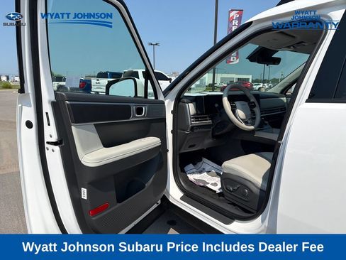 Used 2026 Hyundai Santa Fe SEL AWD/4WD image 18