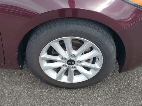 Used 2017 Kia Forte LX w/ LX Popular Package image 37