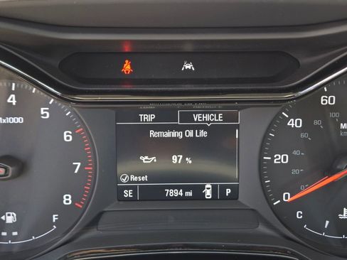 Used 2024 Chevrolet Trax LS w/ Driver Confidence Package FWD image 19