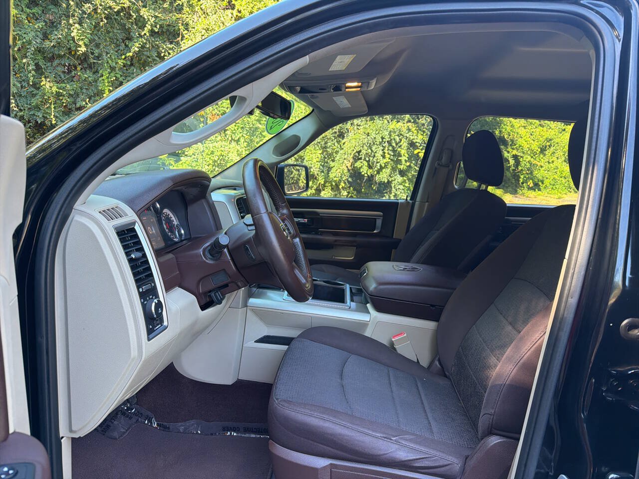 Used 2015 RAM 1500 Big Horn RWD image 11