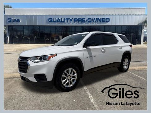 Used 2020 Chevrolet Traverse LS w/ LPO, Floor Liner Package FWD image 1