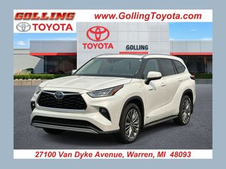 Used 2021 Toyota Highlander Platinum AWD/4WD video 1