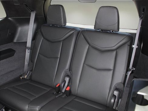 New 2025 Cadillac XT6 Premium Luxury image 16