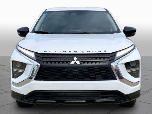 Used 2022 Mitsubishi Eclipse Cross LE FWD image 4