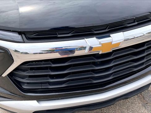 Used 2025 Chevrolet TrailBlazer LT FWD image 29