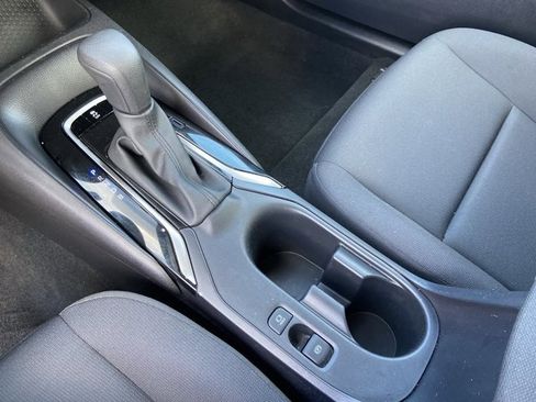 Used 2025 Toyota Corolla LE image 24