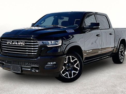 Used 2025 RAM 1500 Laramie w/ Laramie Southwest Edition AWD/4WD image 14