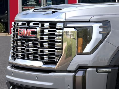 New 2026 GMC Sierra 2500 Denali w/ Denali Reserve Package AWD/4WD image 37