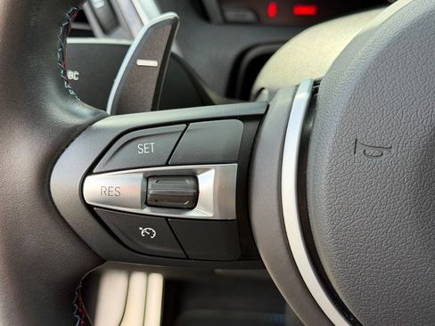 Used 2018 BMW M2 RWD image 13