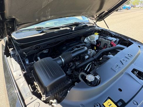 Used 2019 RAM 1500 Big Horn AWD/4WD image 19