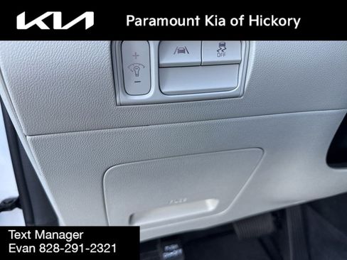 Used 2023 Kia Sorento S w/ Panoramic Sunroof Package image 21