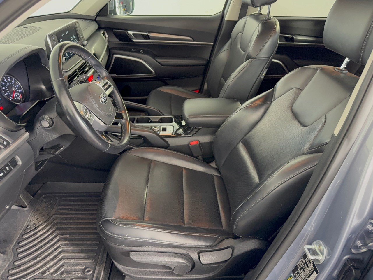 Used 2021 Kia Telluride LX AWD/4WD image 5