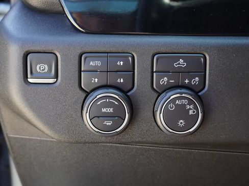 Used 2024 Chevrolet Silverado 1500 LT AWD/4WD image 21