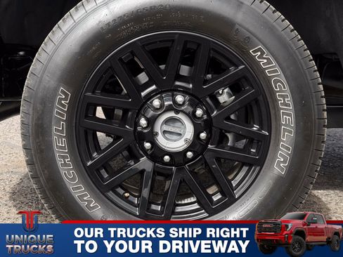 Used 2022 Ford F350 Lariat w/ Lariat Ultimate Package image 11