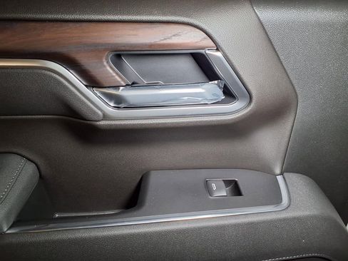 New 2026 GMC Sierra 1500 SLT w/ SLT Convenience Package AWD/4WD image 11