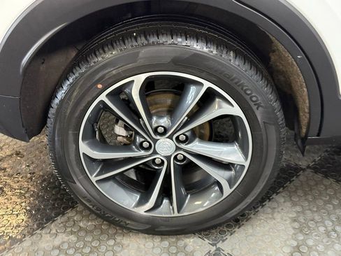 Used 2022 Lincoln Corsair AWD w/ Premium Package image 16