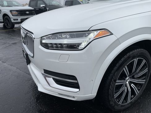 Used 2023 Volvo XC90 B5 Plus image 37
