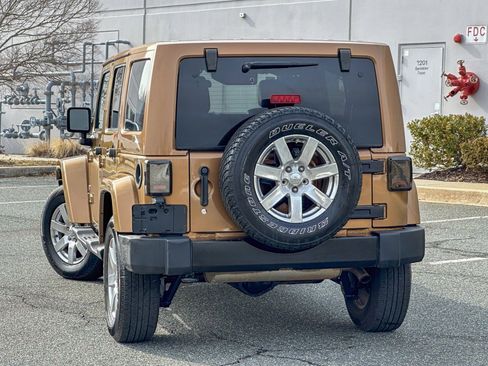 Used 2011 Jeep Wrangler Unlimited 70th Anniversary w/ Connectivity Group image 14