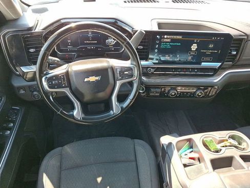 Certified 2025 Chevrolet Silverado 3500 LT w/ Convenience Package AWD/4WD image 19